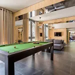 Modern 2br 5* Pool Gym Garage Mont-blanc View شقة