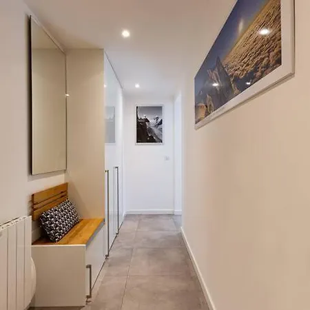 Apartment Modern 2br 5* Pool Gym Garage Mont-blanc View